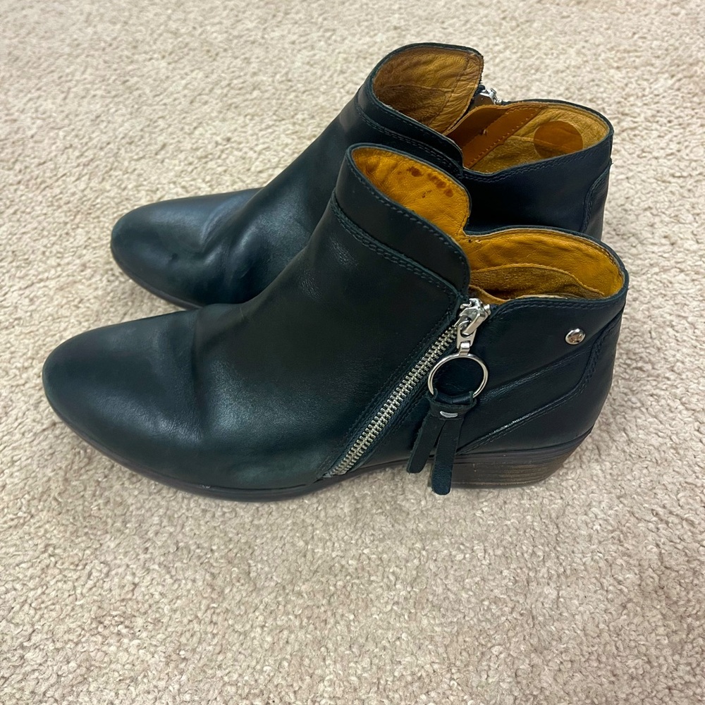 Women’s Pikolinos Bootie